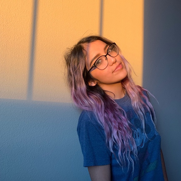 Meet your Posher, Jazmin - Picture 2 of 5